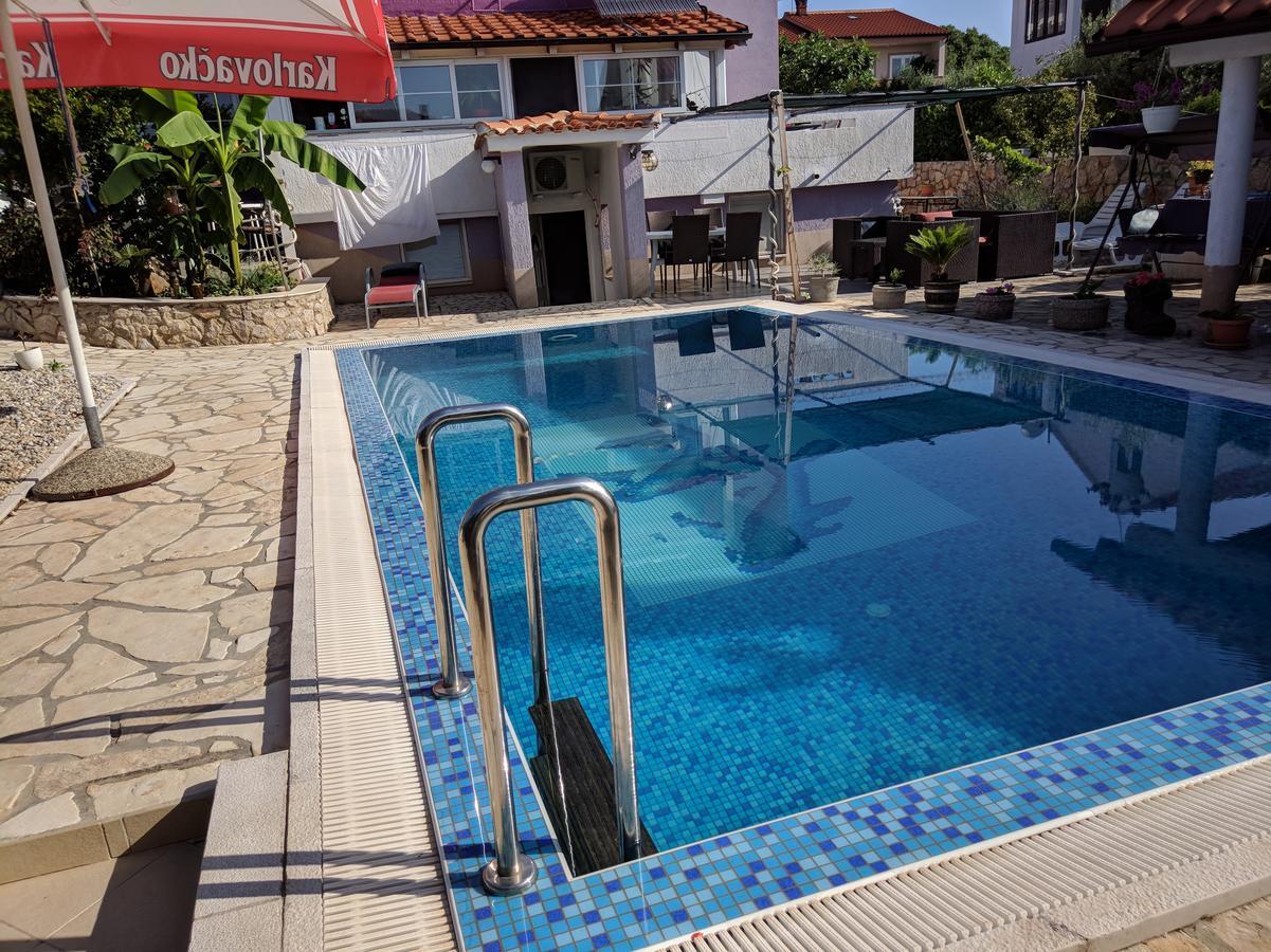 Lory Krk Apartment Krk Town